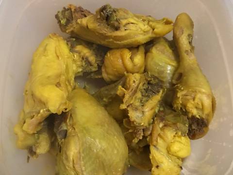 Ayam Ungkep Lengkuas recipe step 5 photo