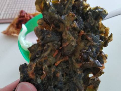 Bakwan Daun Singkong, kriuk di luar empuk di dalam🌿