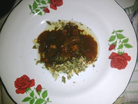 3.Mi goreng ayam jamur