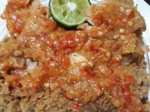  Resep  Sambal  Ayam  Geprek  oleh Seruni Puspa Indah Cookpad