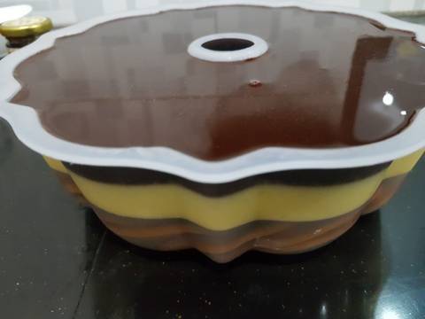 Puding Lapis Regal