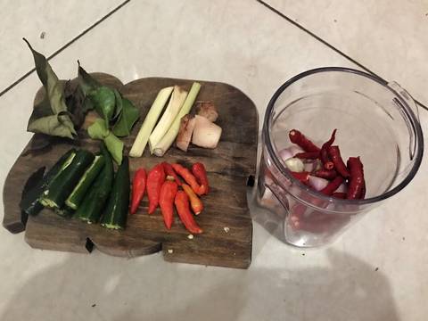 Mangut Kepala Ikan Manyung Asap recipe step 2 photo