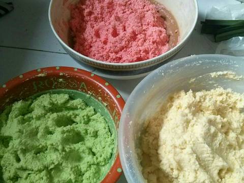  Resep  Singkong Pelangi  Jawa oleh Ajeng Silvia Cookpad