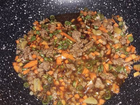 Lontong Isi Daging Sayuran recipe step 2 photo