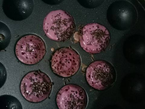 Kue cubit mini buah naga recipe step 4 photo