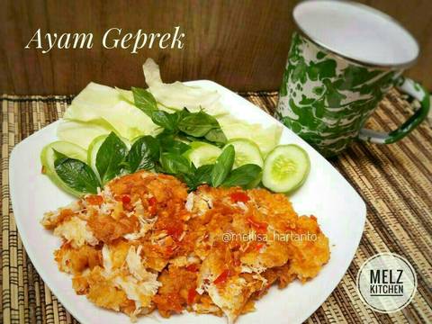 Resep Ayam Geprek (Simple) oleh Melz Kitchen - Cookpad