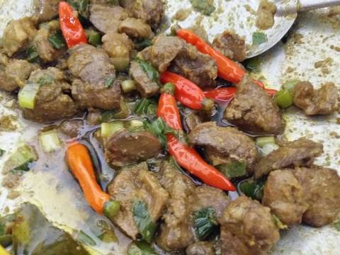  Resep Ati Ampela Bumbu Kuning ala Indi oleh Indry Hapsari 