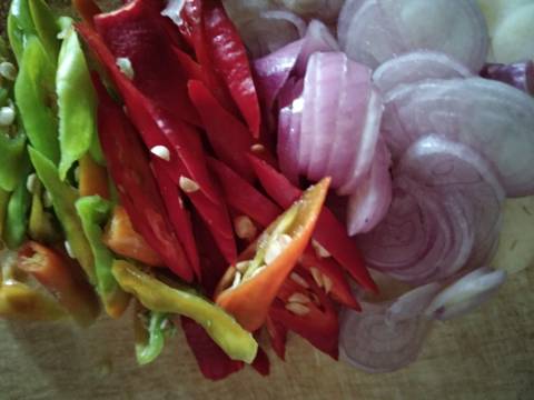 Kembang kates tumis pedas recipe step 2 photo