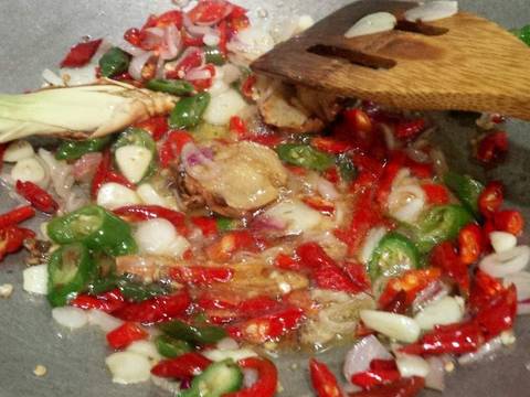 Resep Oseng Oseng Kerang Manis Pedas kesukaanku oleh 