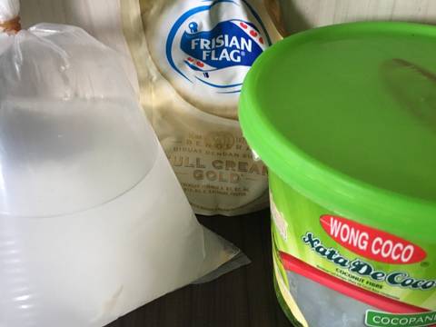 Es Kelapa Muda Susu