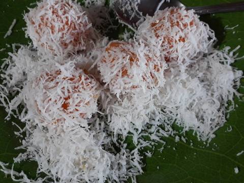 Onde-Onde Ubi Manis recipe step 6 photo