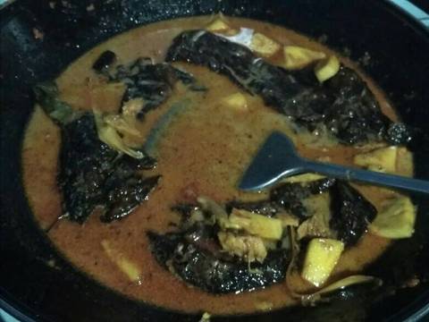 Ikan salai (ikan asap) gulai merah ala Ma2 Faiz recipe step 5 photo
