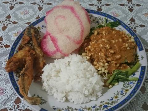 03.Lele terbang bersama nasi pecel (ngawi)