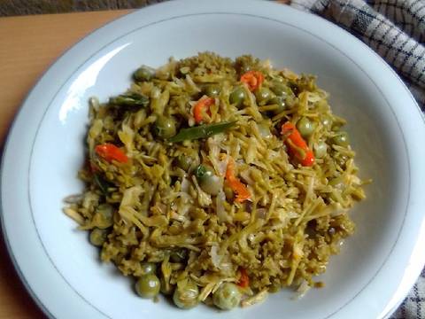 Tumis bunga pepaya leuncha recipe step 3 photo