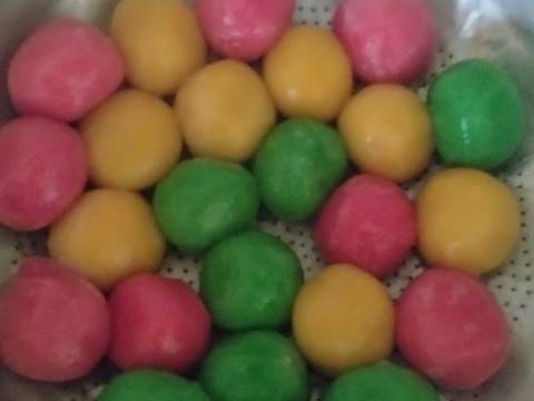 Rainbow Klepon recipe step 4 photo