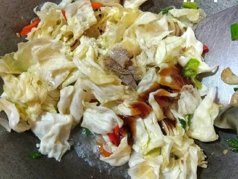 Tumis Kol Bakso Saus Tiram