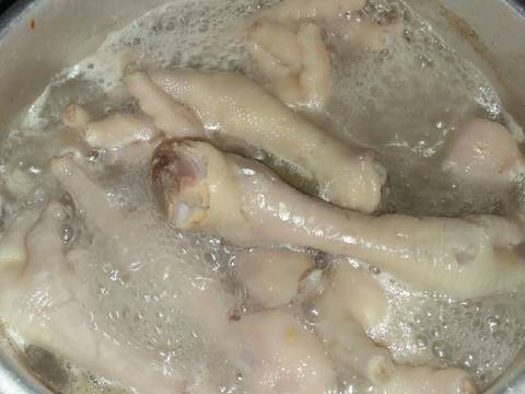 Seblak ceker pedas manis recipe step 1 photo