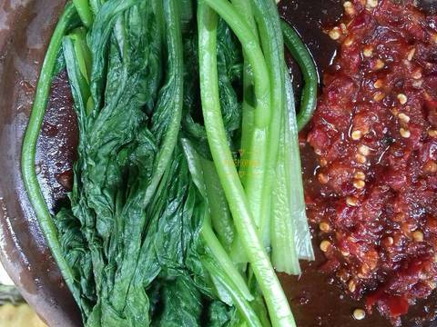 Sambal Mentah Lalap Sawi #PekanInspirasi#BikinRamadhanBerkesan recipe step 3 photo