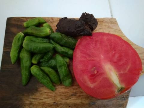 Sambal Terasi Ulek Cirebon recipe step 1 photo