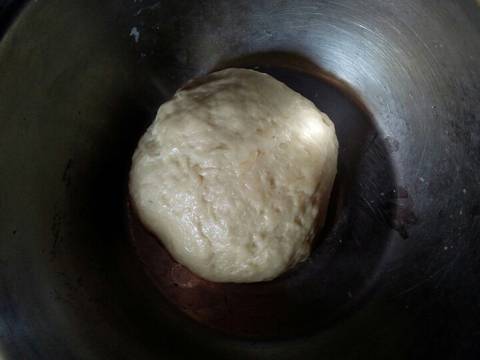 Bakpia teflon isi pisang recipe step 5 photo