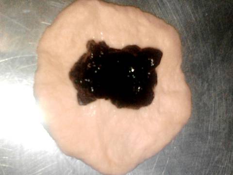 Pao Ubi isi Coklat Leleh recipe step 9 photo
