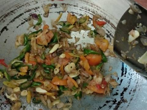 Oseng pindang cabe ijo recipe step 3 photo