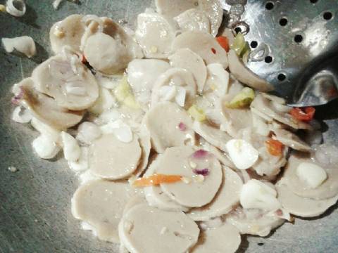 16. Tumis sayuran campur bakso #BikinRamadanBerkesan