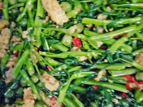Oseng Kangkung Oncom || khas bogor recipe step 3 photo