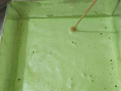 #1 Lapis Legit (beraroma pandan)