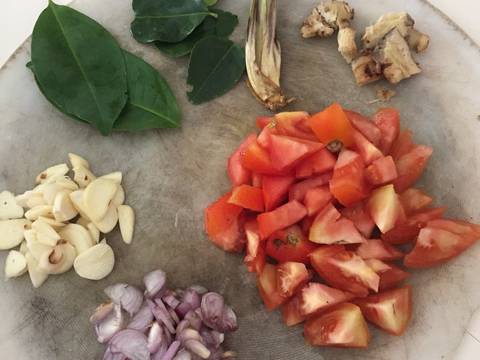 Garang Asem Cerme recipe step 1 photo