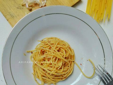 7. Spaghetti Aglio Olio