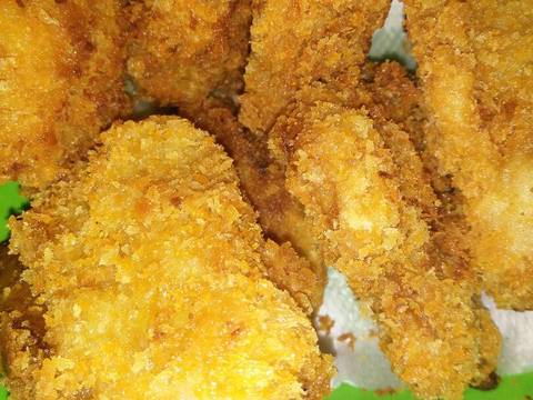 Panaskan minyak,klw sdh panas goreng pisang sampai matang 
