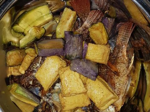 Mangut mujaer+tahu+terong recipe step 1 photo