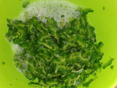 Tumis pare telur recipe step 2 photo