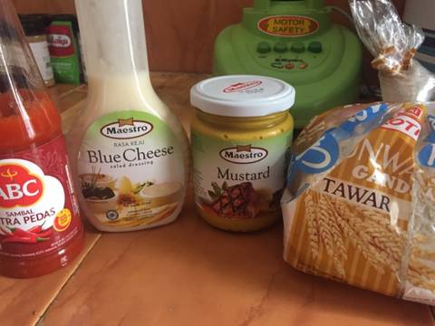 Egg salad sandwich recipe step 2 photo