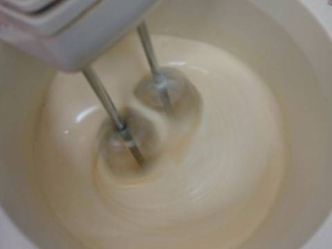 Bolu/Proll Durian Lembut recipe step 1 photo