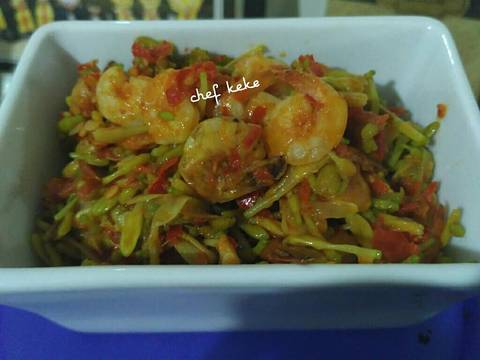 Sambel bunga pepaya dan ebi ala keke recipe step 4 photo