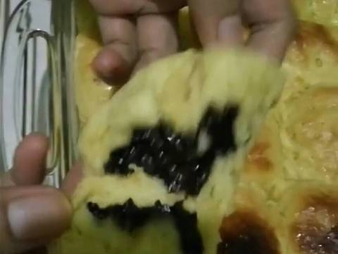 Roti Ubi Isi Coklat recipe step 11 photo