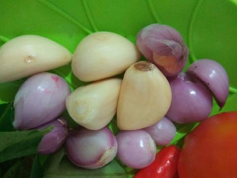 Bothok Ayam Kelapa recipe step 3 photo