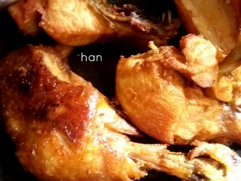  Resep  Ayam  Gepuk Sambal Bawang a la  Warung Pak  Gembus  oleh 