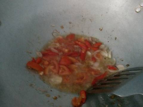 Tumis Ati Empela+Bunga Pepaya recipe step 2 photo