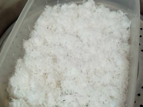 Putu Bayam (cake bayam versi putu ayu) recipe step 1 photo