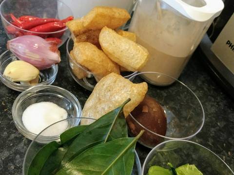 Sambal Goreng Krecek Bola-bola Daging recipe step 1 photo