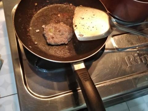 Daging burger homemade