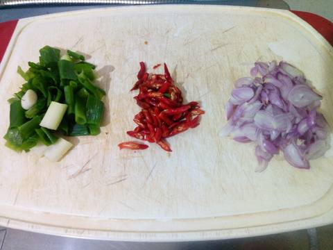 Ikan Asin Peda Kukus recipe step 2 photo