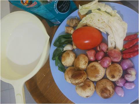 Tongseng jamur kancing recipe step 1 photo
