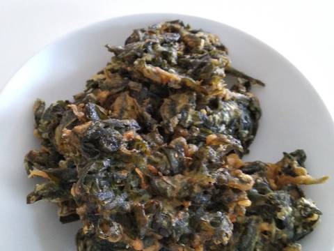 Bakwan Daun Singkong, kriuk di luar empuk di dalam🌿