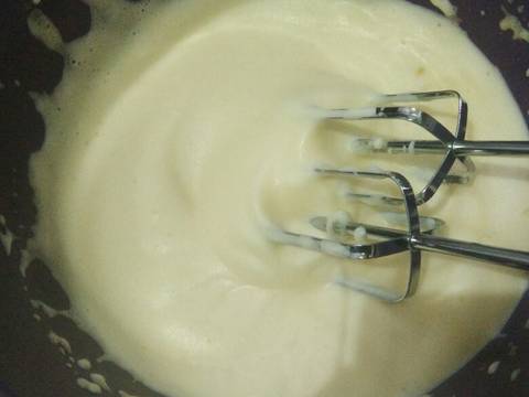 Kue pandan kukus whip cream choco recipe step 1 photo