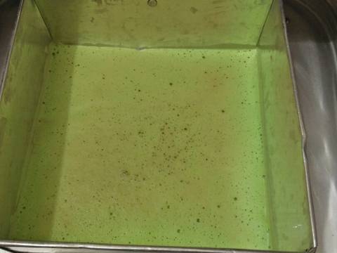 #1 Lapis Legit (beraroma pandan)
