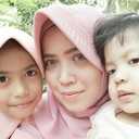 Indry Hapsari Indry Hapsari
